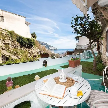 Casa Guadagno מלון