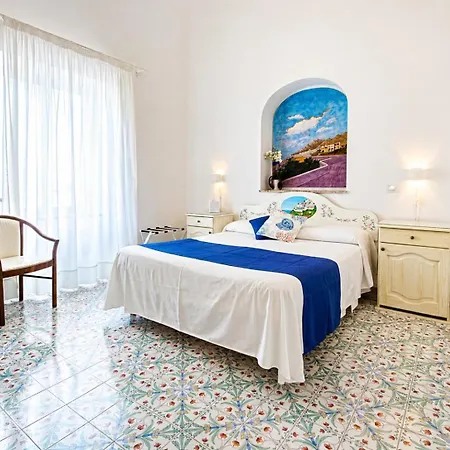 Casa Guadagno Hotel 2*