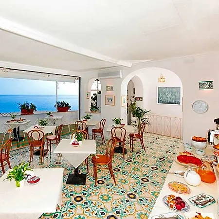 Casa Guadagno Hotel 2*
