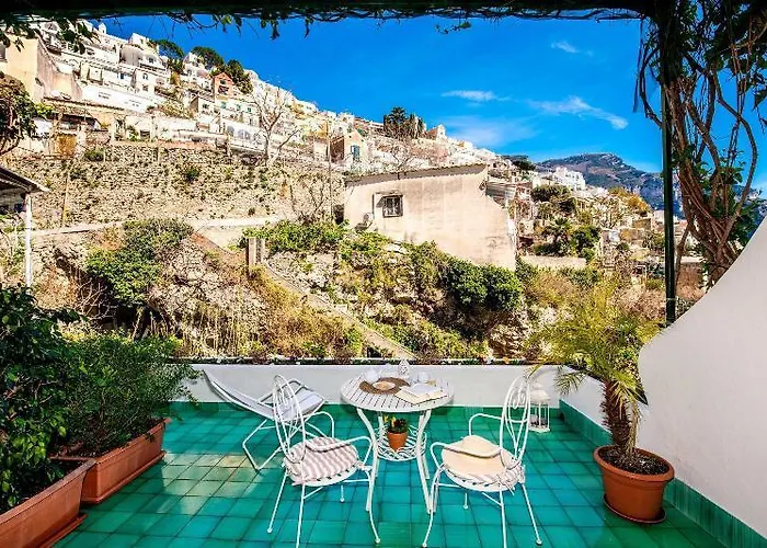 Casa Guadagno Hotel 2*